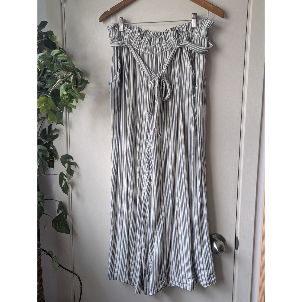 American Eagle Striped Wide Leg Pants
